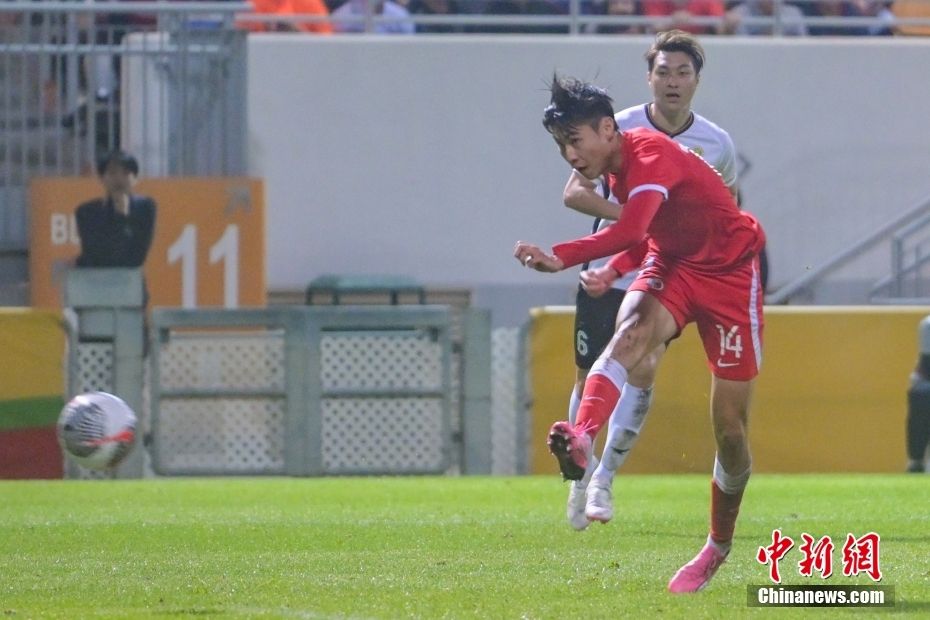 紧要时刻！广州足球队在角逐中取得关键胜利的简单介绍