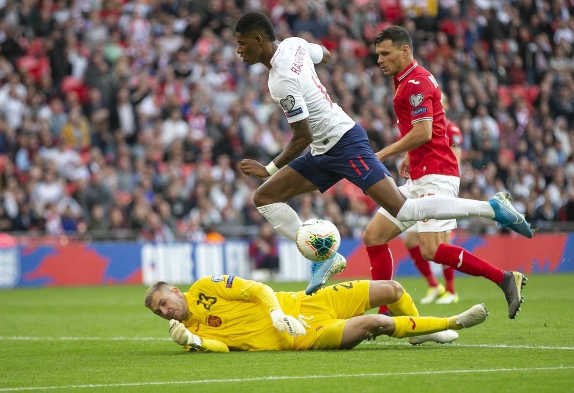 丹麦队胜保加利亚，晋级欧国联四强赛