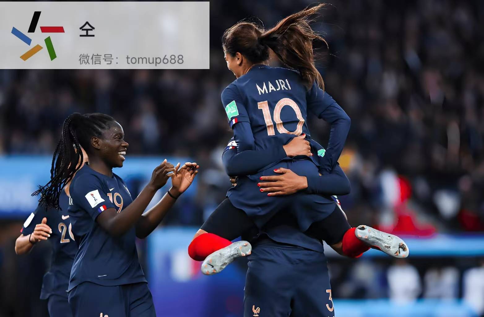 战绩回顾：女足队员大放异彩，荣登榜首