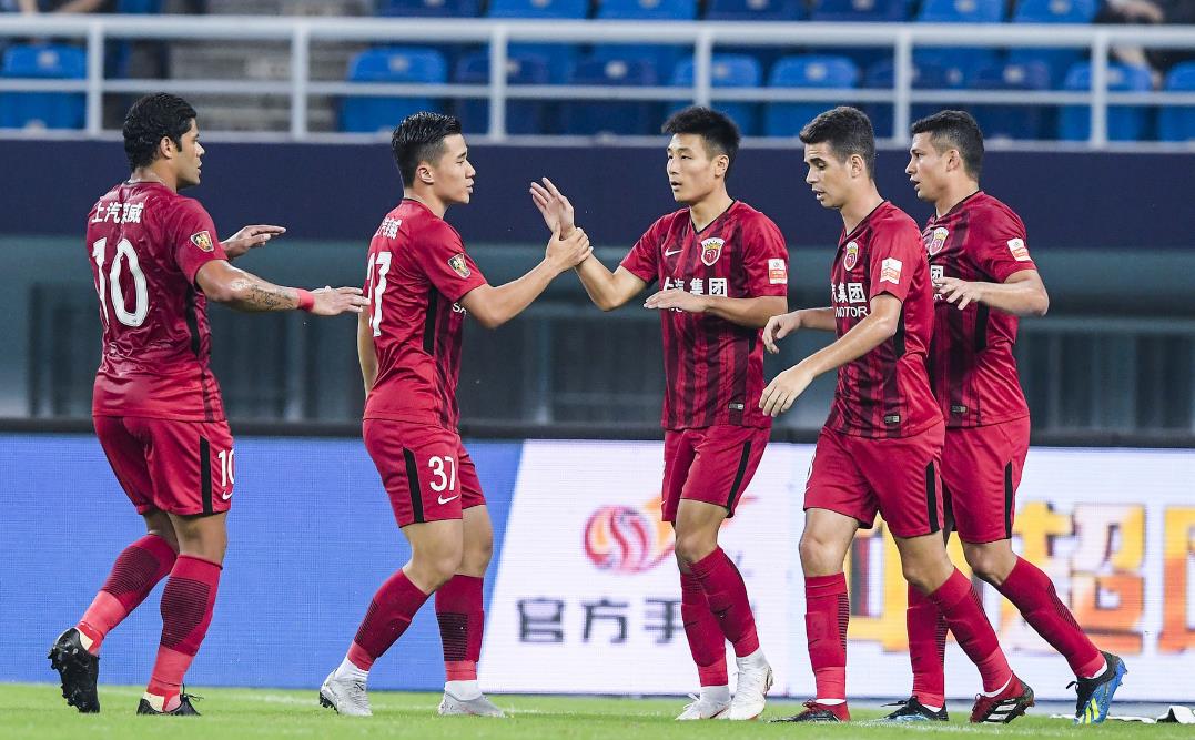 上港队实现逆转，晋级淘汰赛
