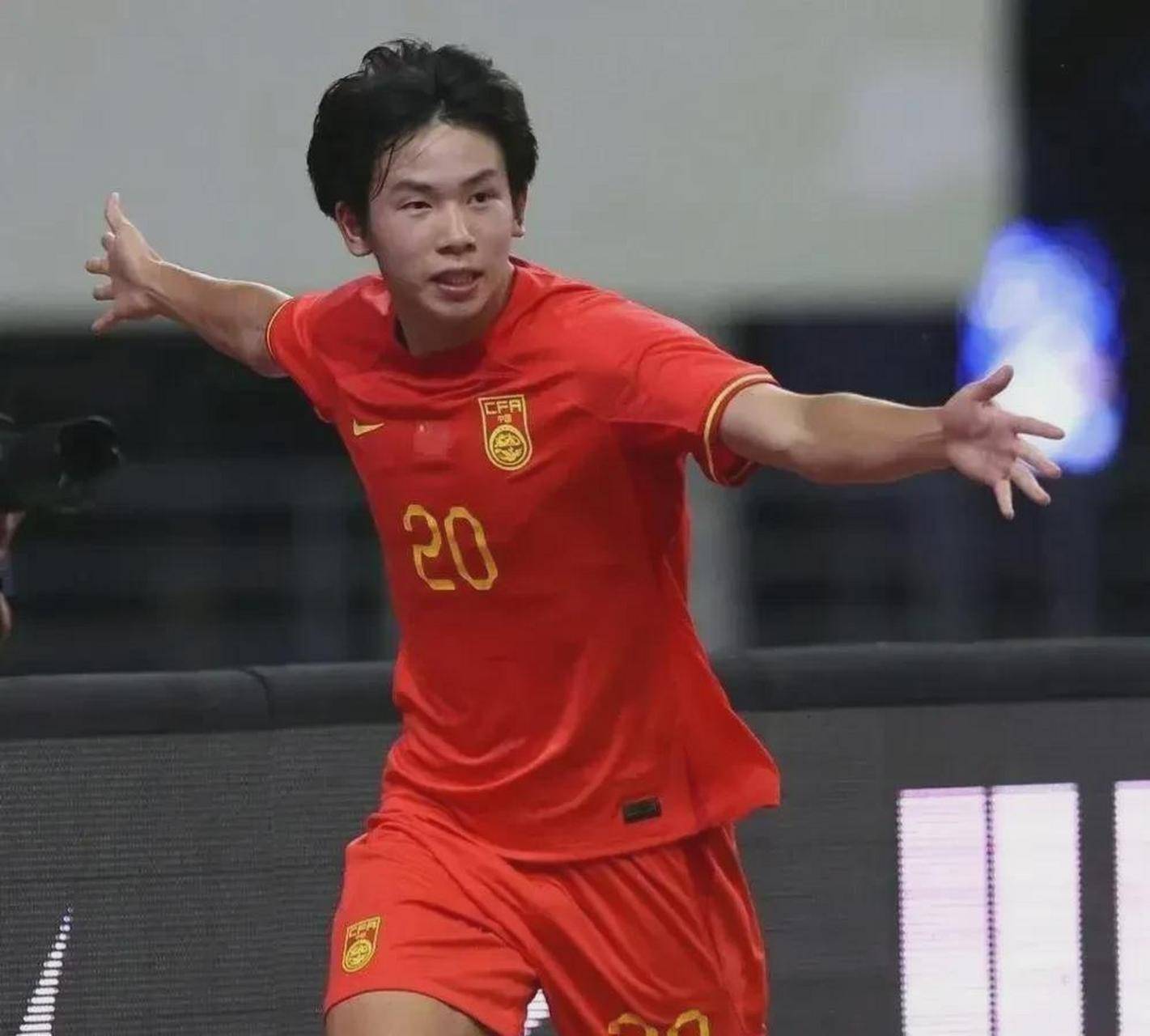 西亚劲旅受挫,中国球队砥砺前行 西亚劲旅受挫,中国球队砥砺前行