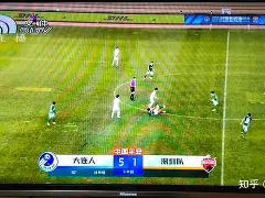 基尔梅斯主场大胜,声势如日中天 基尔梅斯主场大胜,声势如日中天