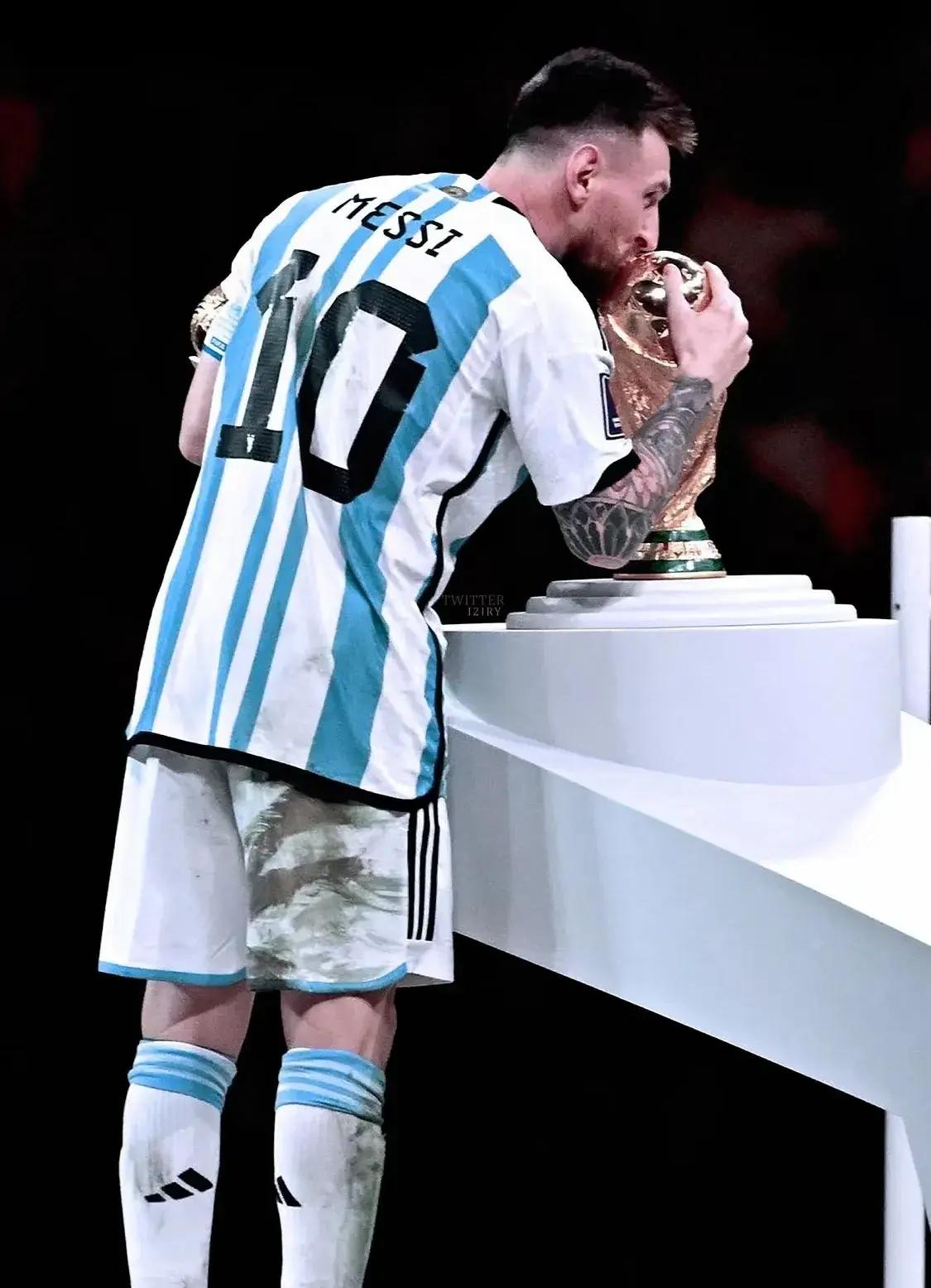 阿根廷队在欧洲预选赛中实现逆袭！