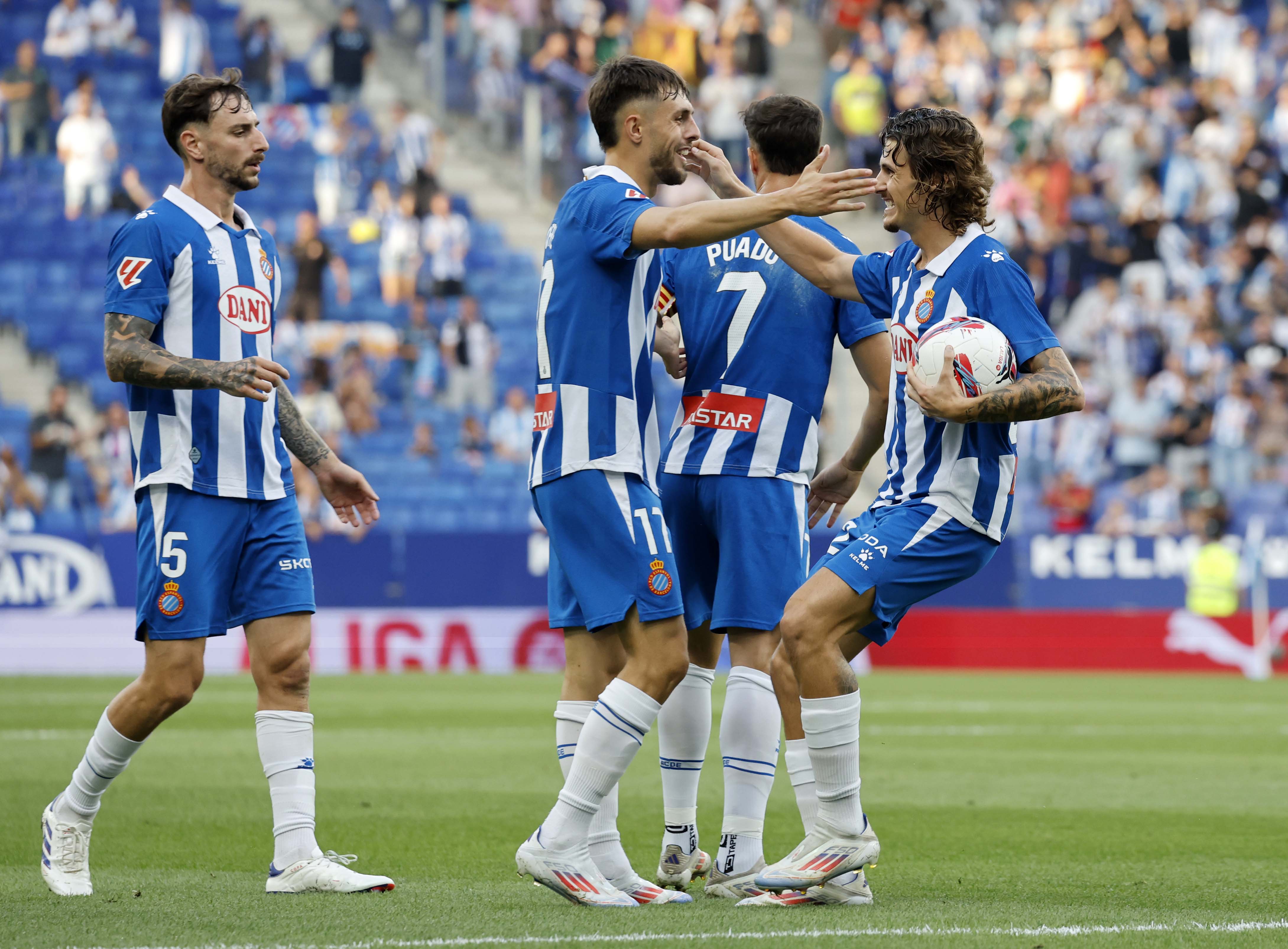 西班牙队进入了下一轮淘汰赛