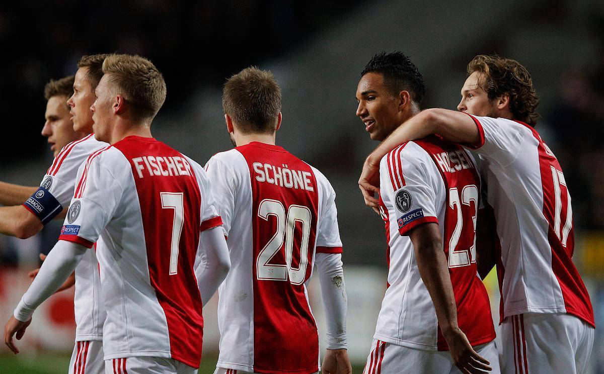 阿贾克斯战胜维特斯，维护荷甲冠军位置