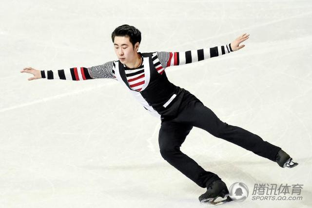 芬兰运动员刷新个人最佳纪录,获得金牌 芬兰运动员刷新个人最佳纪录,获得金牌