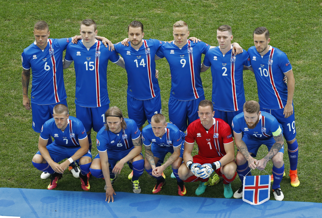 冰岛队迎战匈牙利队，展现实力力争取胜的简单介绍