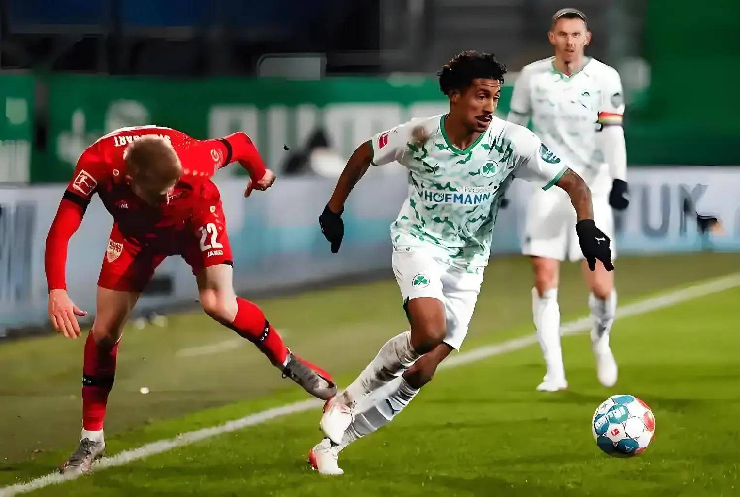 沙尔克士气高涨,期待下场胜利 沙尔克士气高涨,期待下场胜利