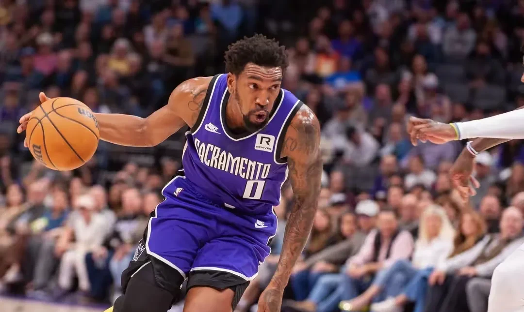 火箭惜败独行侠,系列赛被扳平 火箭惜败独行侠,系列赛被扳平