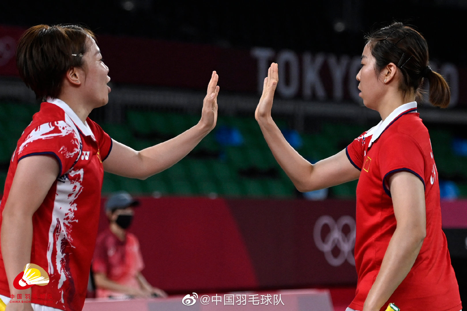 雄壮持续胜利,成功晋级东部半决赛 雄壮持续胜利,成功晋级东部半决赛