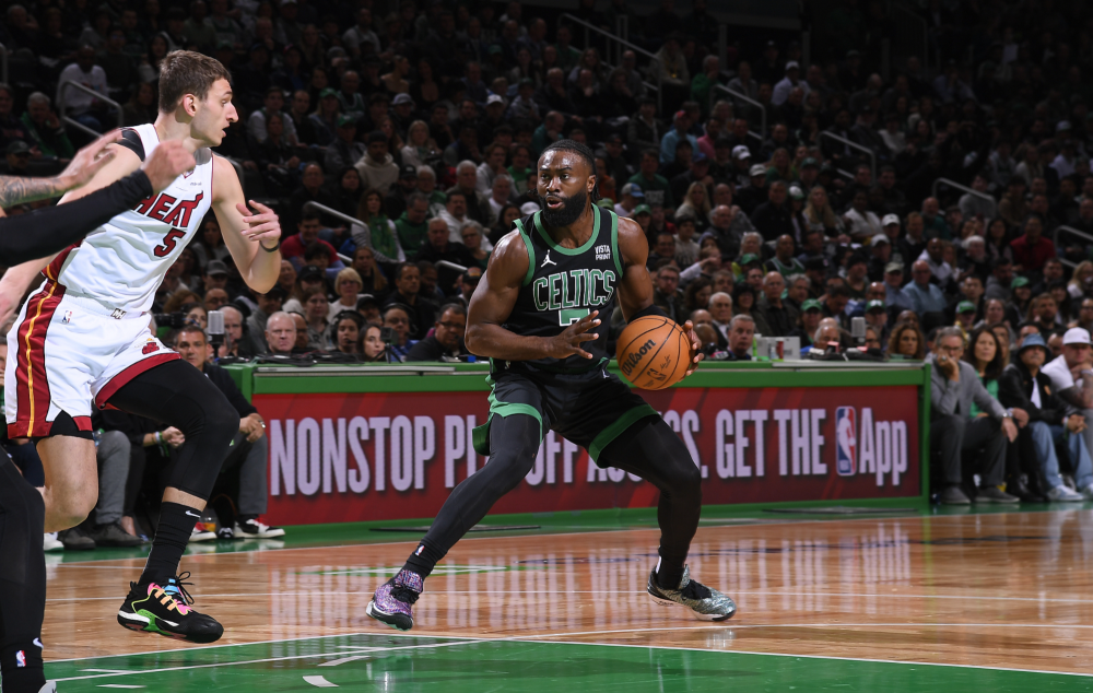 快船大胜绿军稳住比赛领先