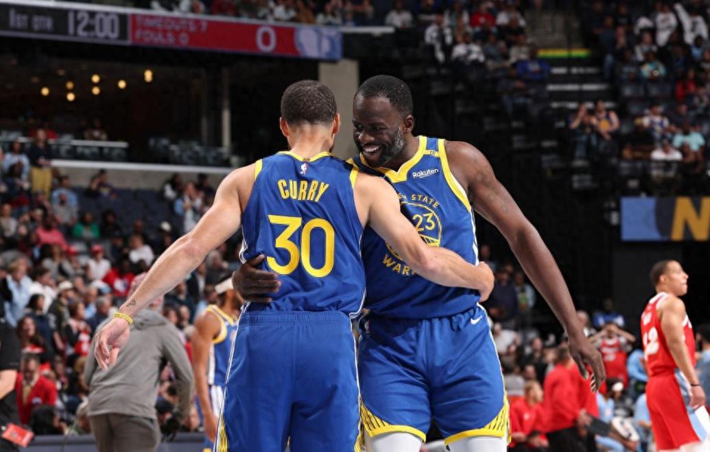 勇士擒胜灰熊，库里手感火热