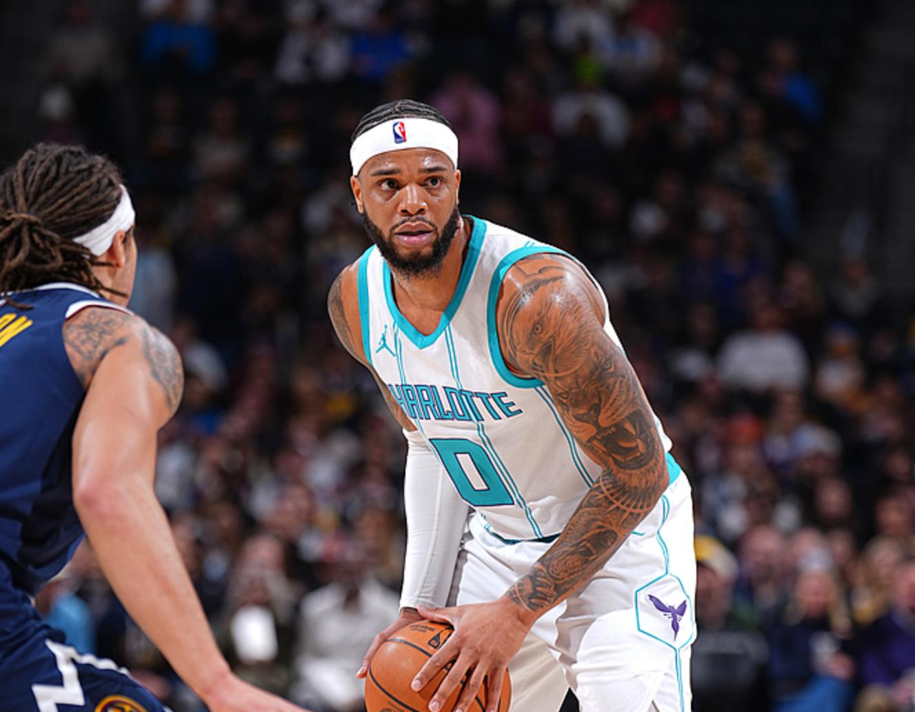 热火鏖战击败黄蜂，保持强势